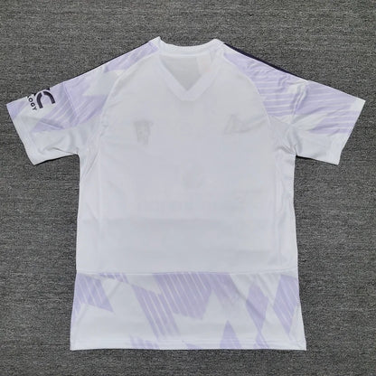 Manchester United 25-26 Away