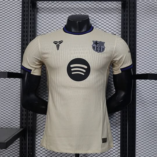 Barcelona 25-26 Away