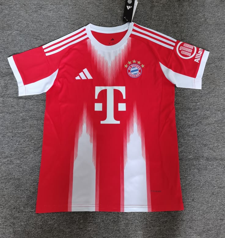 Bayern Munich 25-26 Home