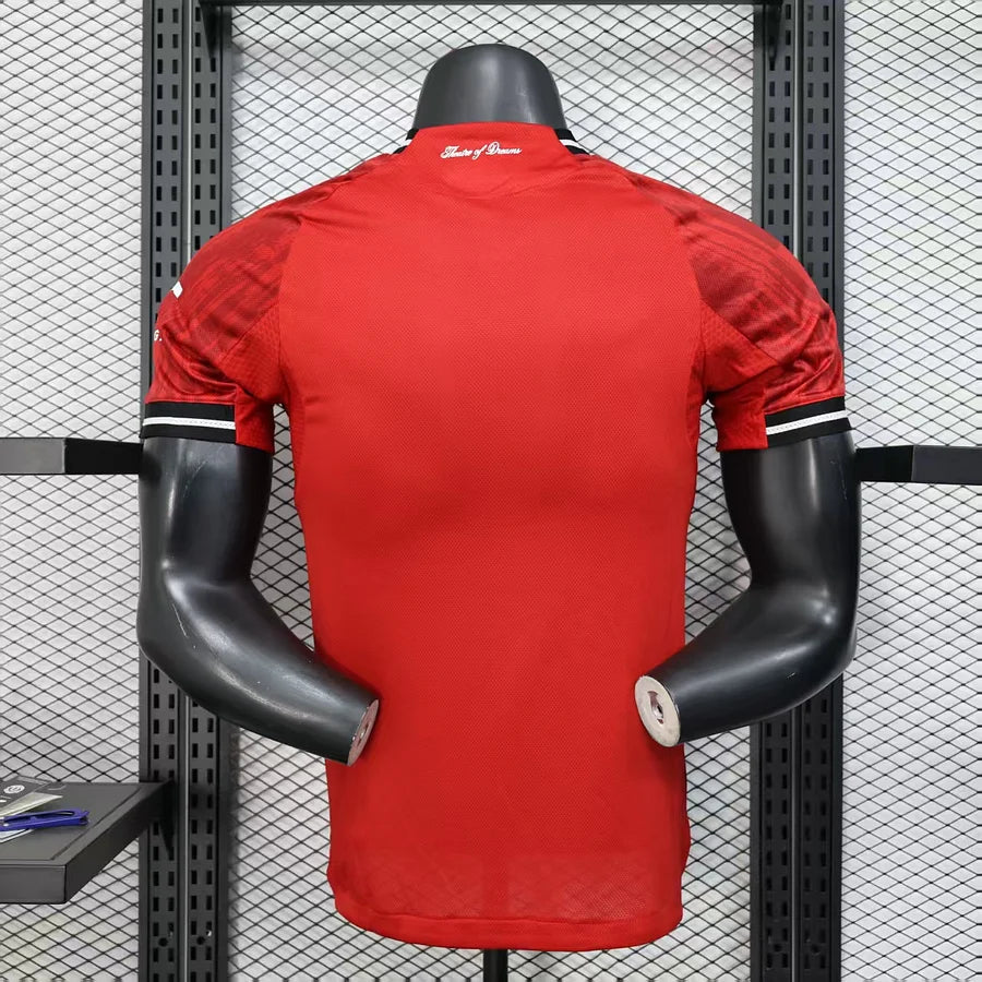 Manchester United 25-26 Home
